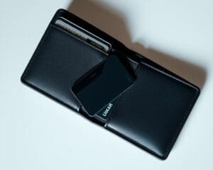 Wie nutzt man eine Blocking Card richtig im Portemonnaie?